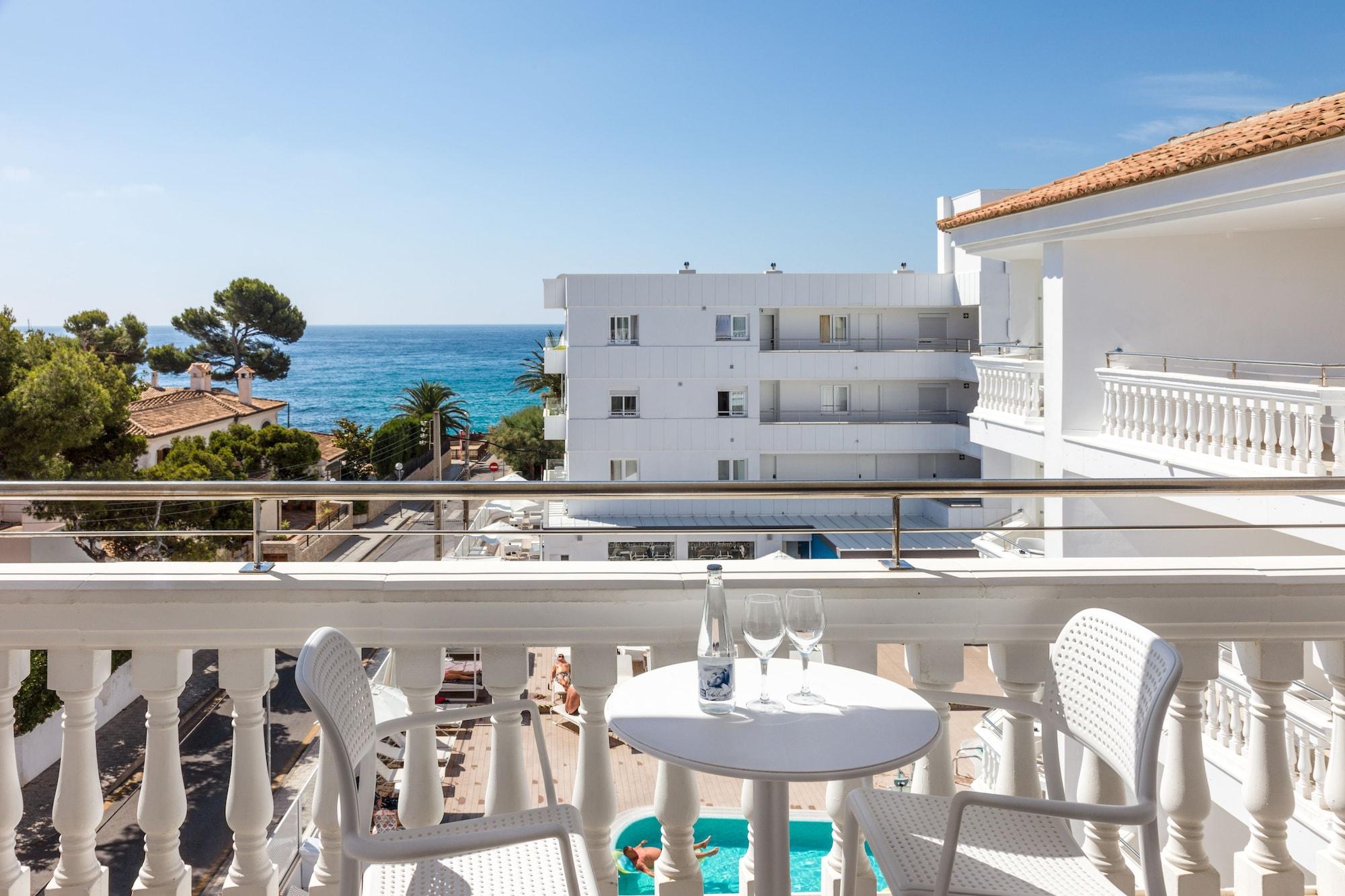 Welikehotel Triton Beach (Adults Only) Cala Ratjada  Zewnętrze zdjęcie