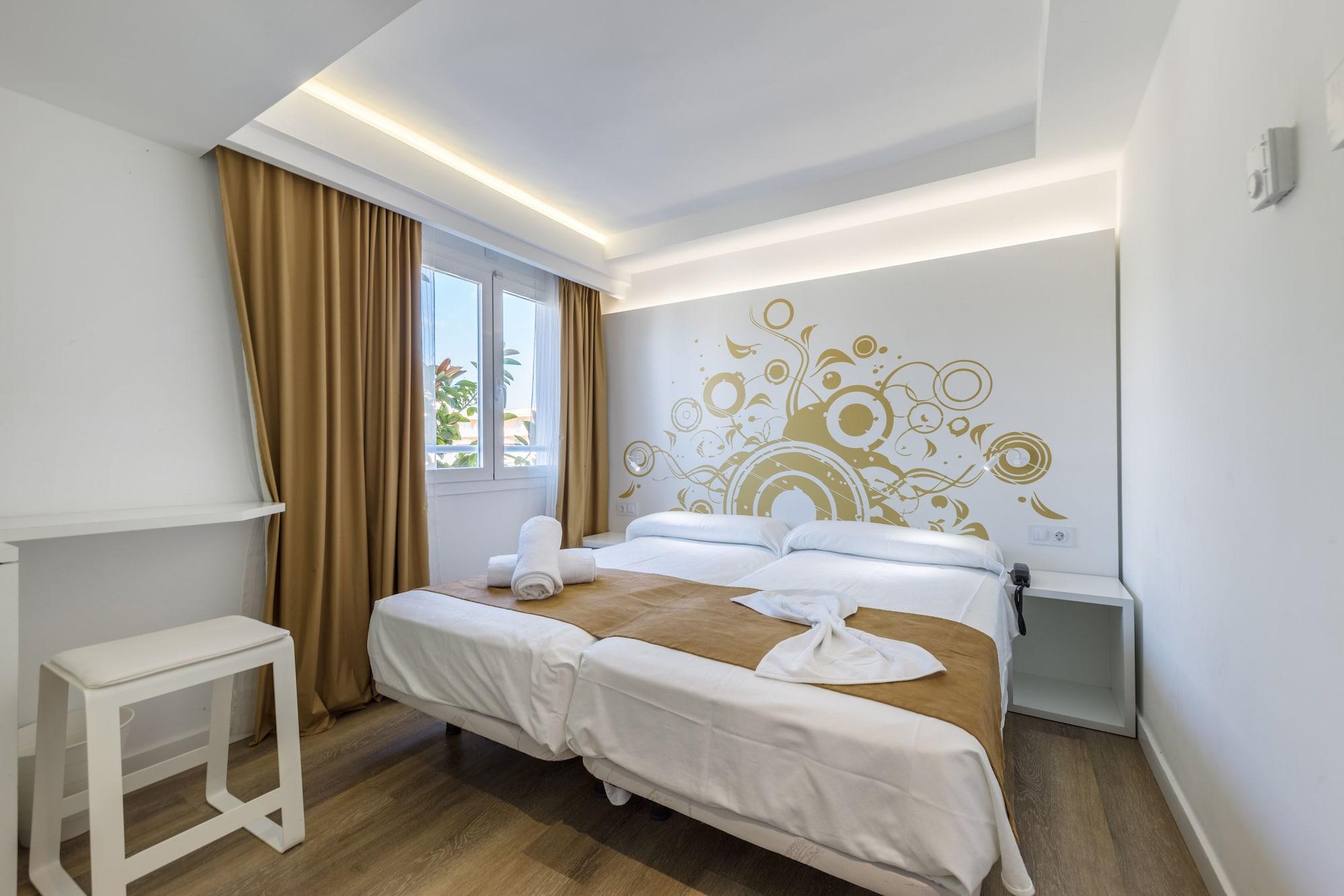 Welikehotel Triton Beach (Adults Only) Cala Ratjada  Zewnętrze zdjęcie