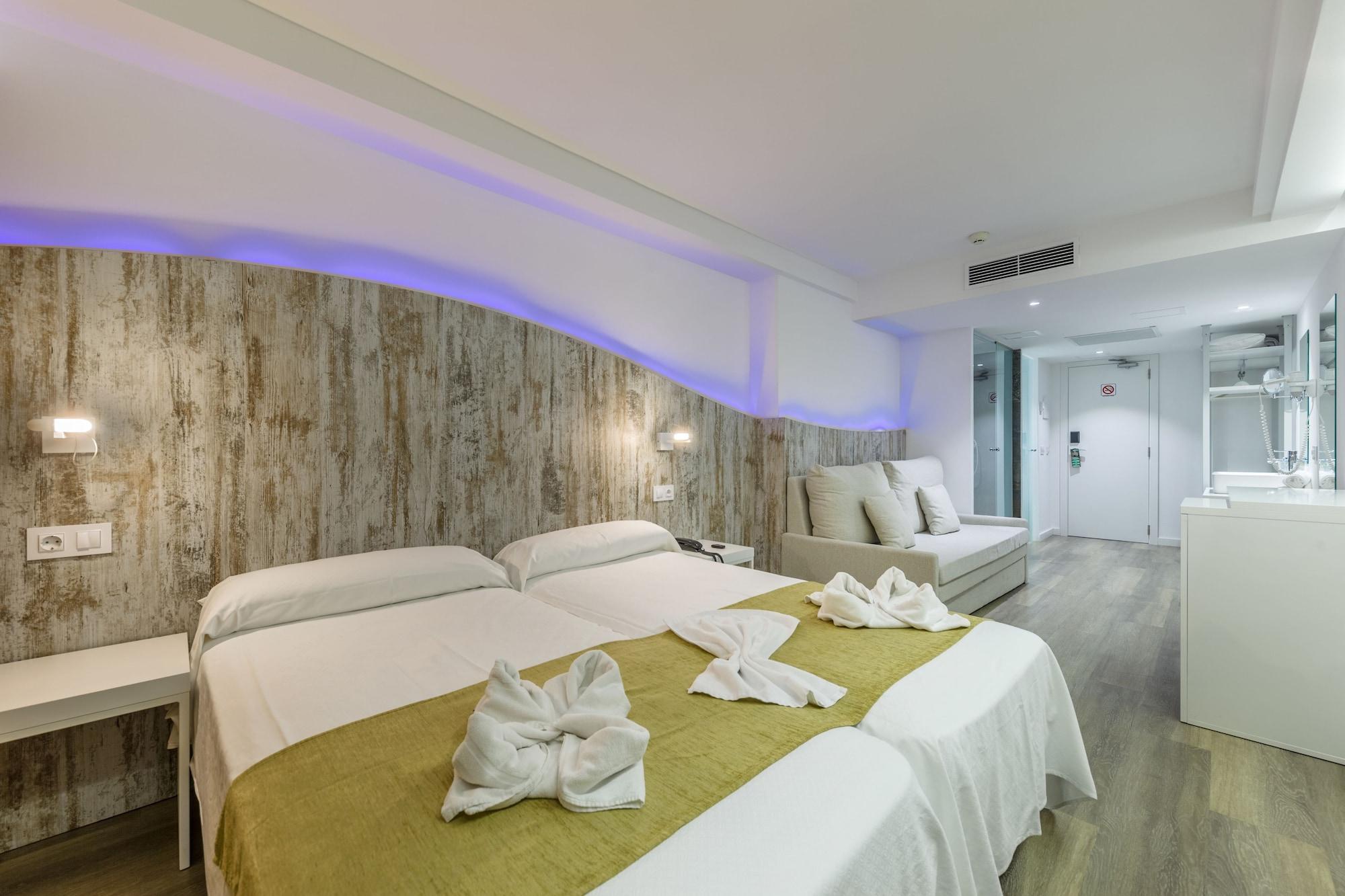 Welikehotel Triton Beach (Adults Only) Cala Ratjada  Zewnętrze zdjęcie